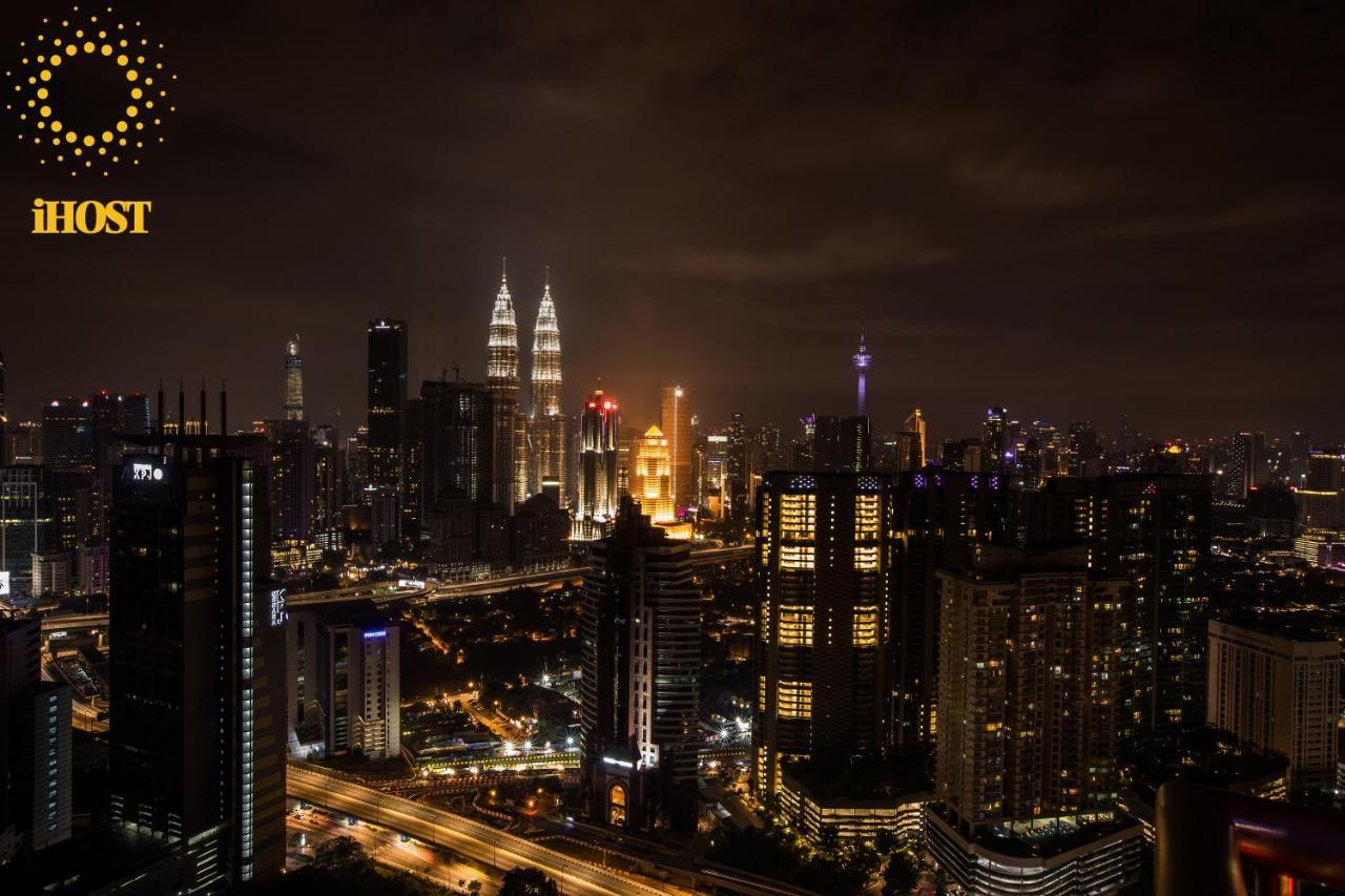 Expressionz 48th Floor Sky Pool Apartemen