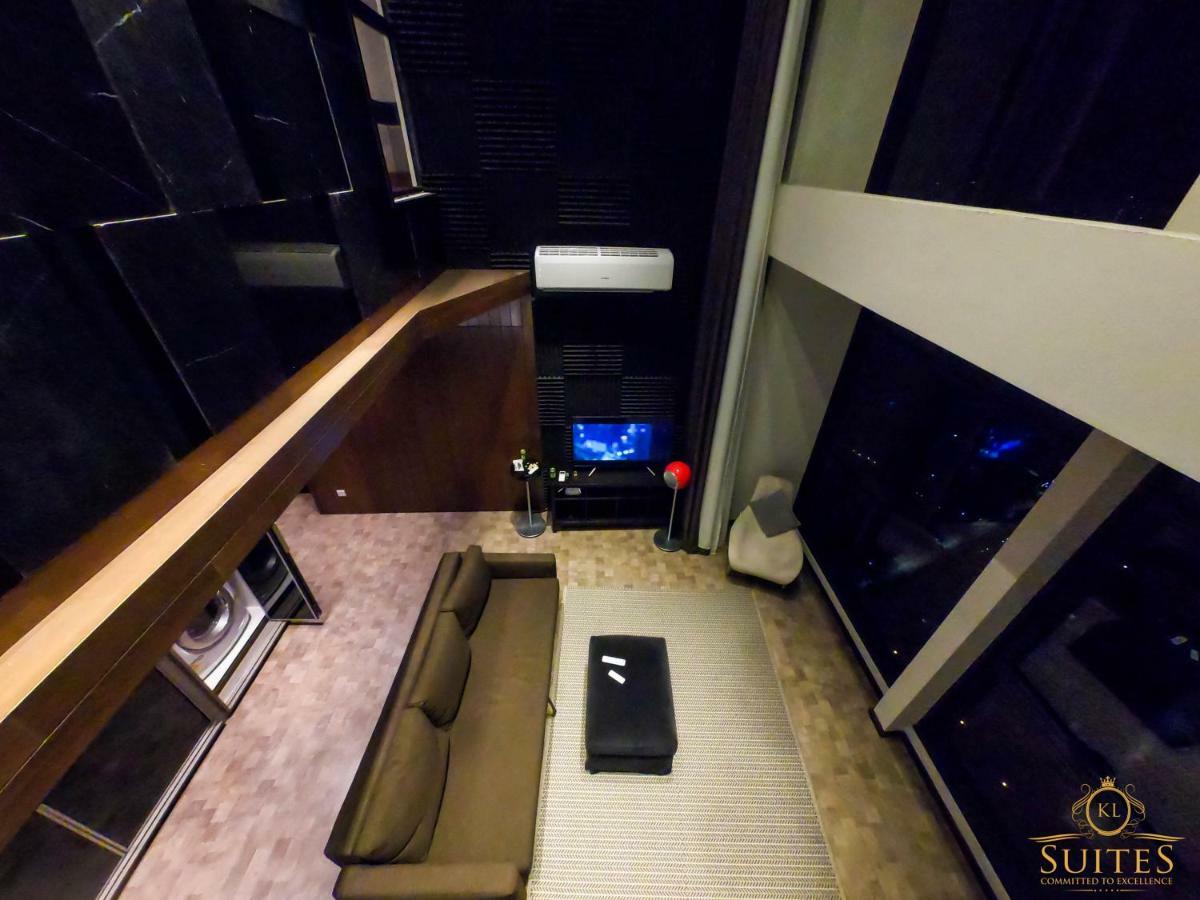 Expressionz 48th Floor Sky Pool Apartemen *