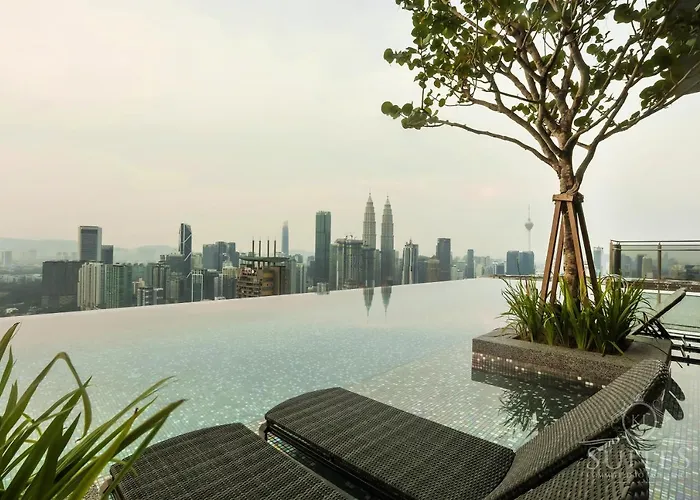Expressionz 48Th Floor Sky Pool
