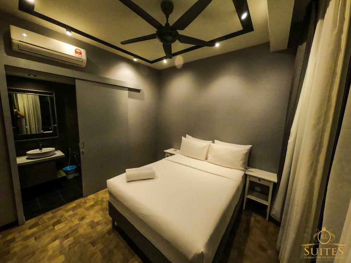 Expressionz 48th Floor Sky Pool Apartment *